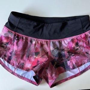 RESERVED: Lululemon speed up short. Size 2